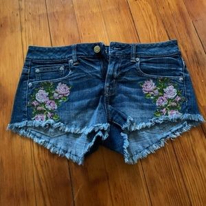 American Eagle embroidered shorts